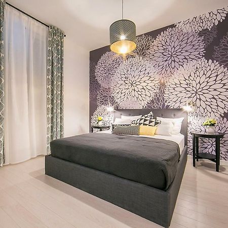 Rooms Nela Спліт Екстер'єр фото
