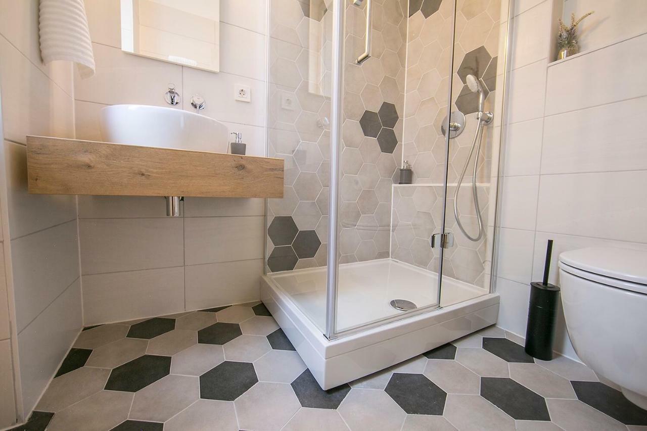 Rooms Nela Спліт Екстер'єр фото